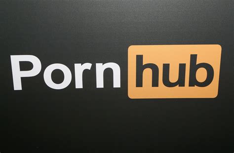 Porn hub florida - The Florida Senate has approved legislation that would boot minors younger than 16 years old off social media and require age verification to access pornographic websites. The …
